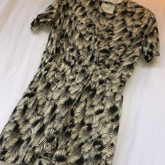 Acacia Rome Wrap Dress in Night Palm Silk Small - Picture 2 of 9